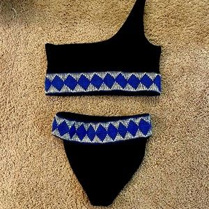 Worn once! Great bikini just doesn’t fit!